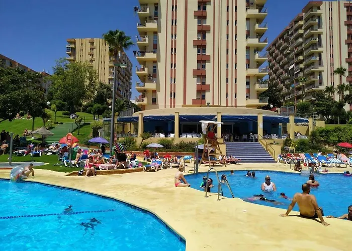 Minerva Holiday